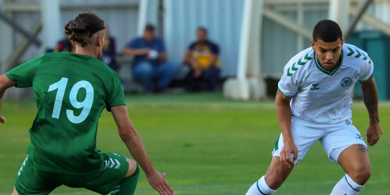 Konyaspor, izne ayrıldı