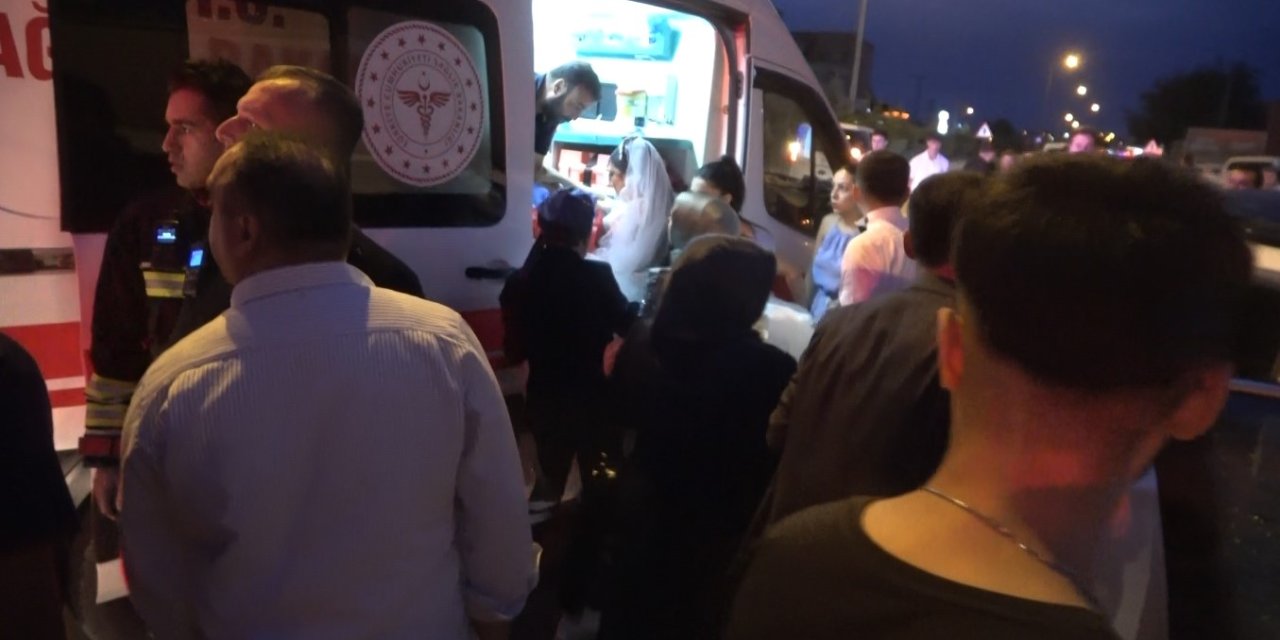 Gelin Arabasına Çarpma, Düğün Konvoyunu Felce Uğrattı!
