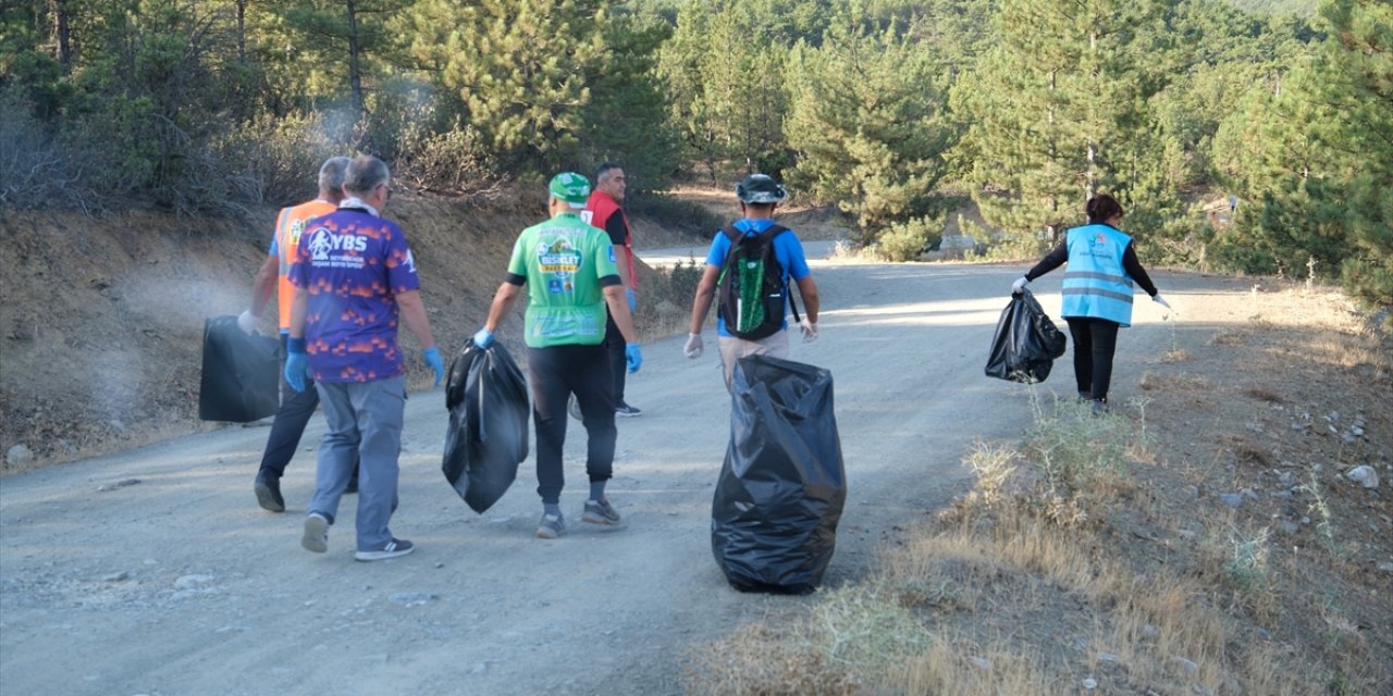 Gökçehüyük Barajında çevre temizliği yapıldı