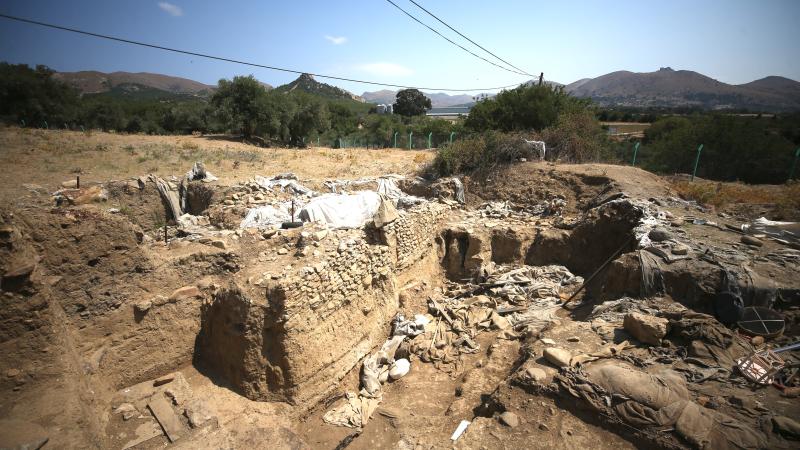 8 bin 800 yıllık 5 mimari yapı gün yüzüne çıkarıldı