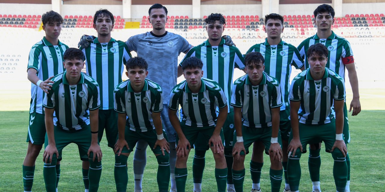Genç Kartallar'dan İzmir'den 1 puanla dönüyor