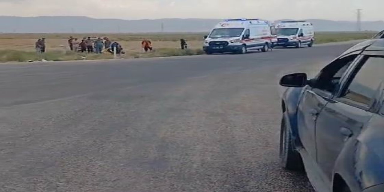 Konya’da feci kaza! Ticari araç takla attı!