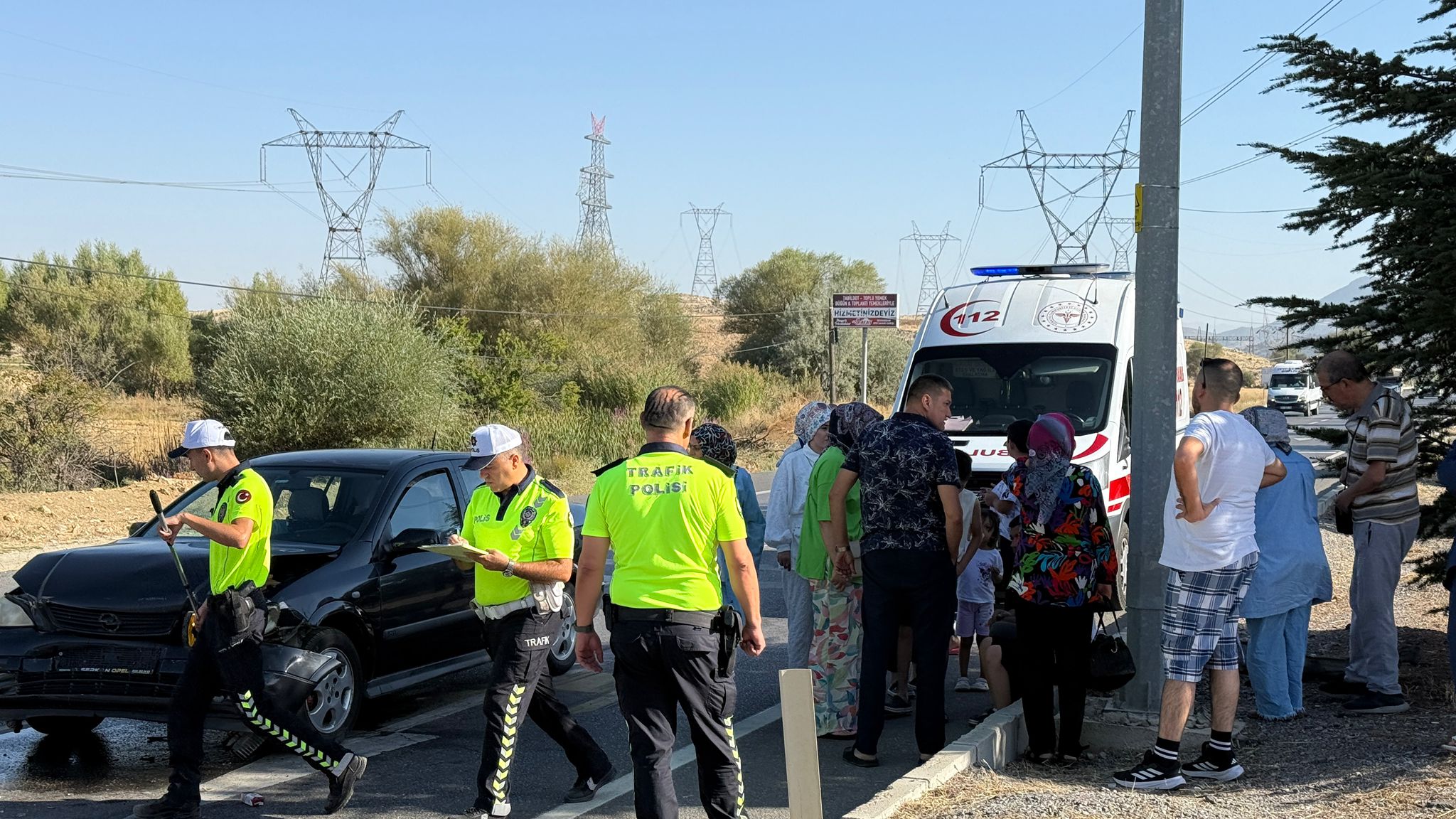 Konya'da Feci Kaza! 2 Otomobil Çarpıştı: 4 Yaralı