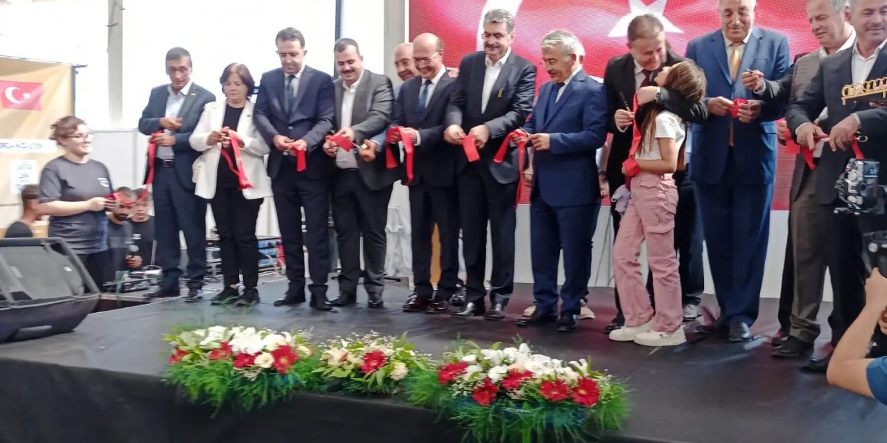 Konya'da Tarım ve Teknoloji Buluşması! 2. Fuar Ziyaretçilere Açıldı
