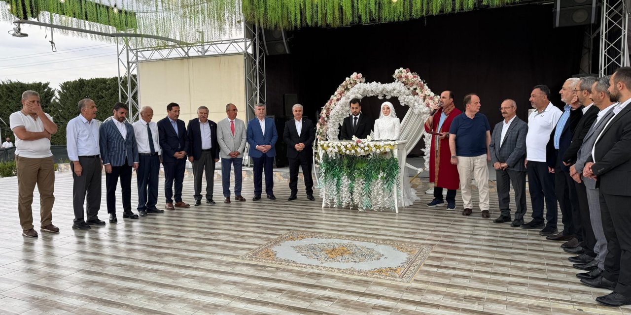 Konya Protokolünden Göz Kamaştıran Düğün!