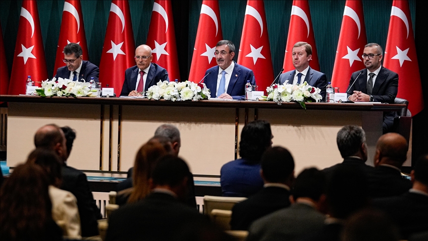 'Enflasyonun tek haneye kalıcı inmesini hedefliyoruz!'