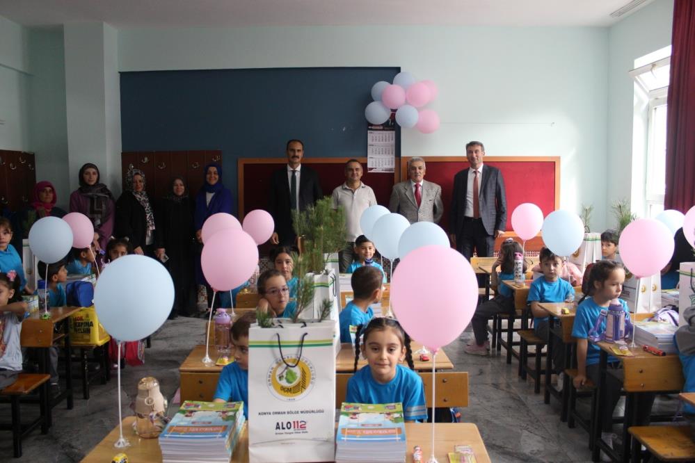 Konya'da İlköğretim Haftası'nda fidanlar toprakla buluşturuldu