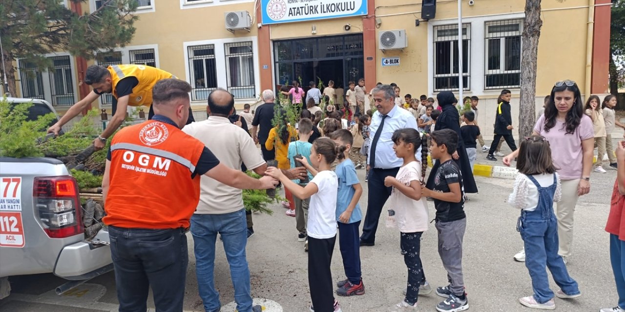 Konya'da Her Çocuk Bir Fidan etkinliği düzenlendi