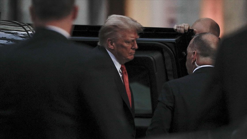 Trump’a Restoranda Gazze Protestosu!