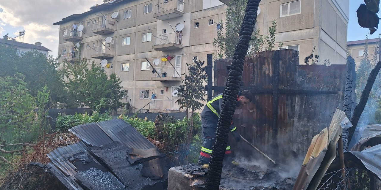 Tandırda Unutulan Köz Yangına Yol Açtı!