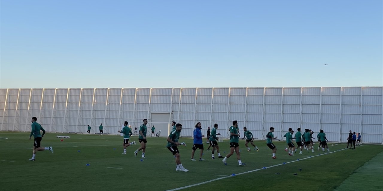 Konyaspor'da izin bitiyor! Galatasaray mesaisi yeniden başlıyor