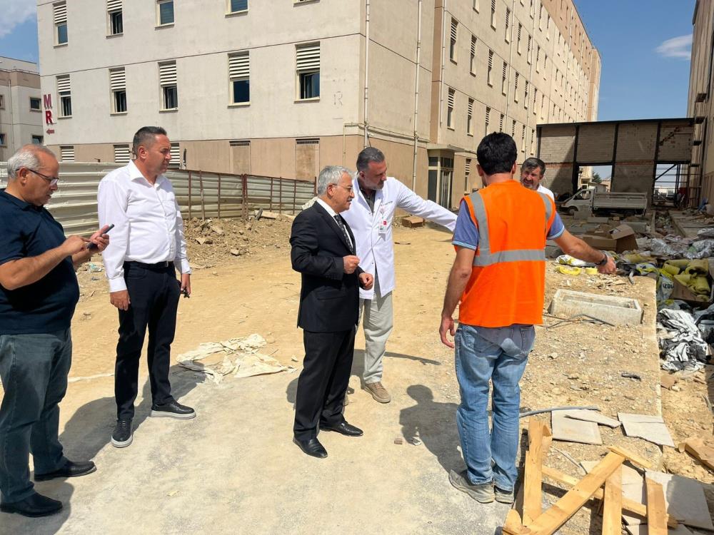 Konya'daki hastanenin ek binası açılış için gün sayıyor