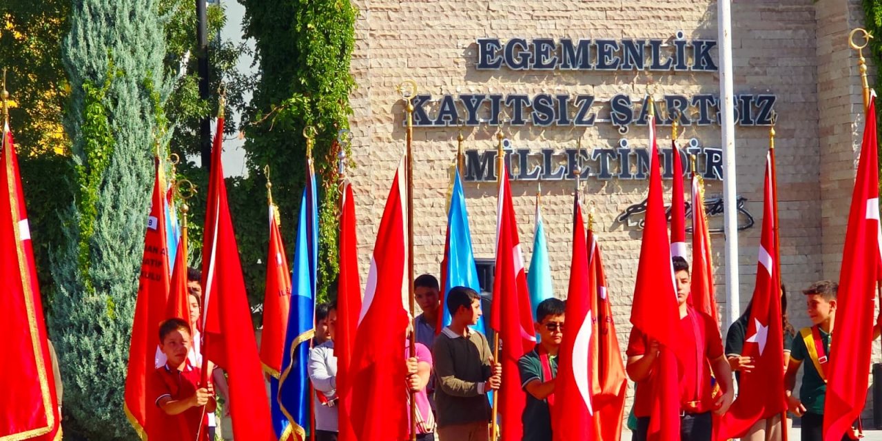 Karapınar’da İlköğretim Haftası kutlandı