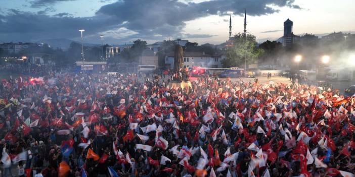 Konya'da Seçim Sevinci Sokaklarda İşte Böyle Yaşandı!