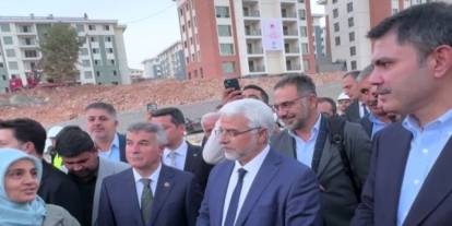 Bakan Murat Kurum ile depremzede kadının diyaloğu duygulandırdı