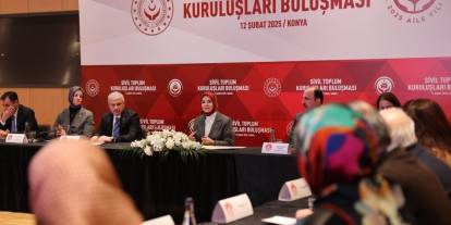 Bakan Göktaş, Konya'da sivil toplum kuruluşlarının temsilcileriyle buluştu