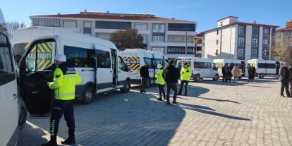 Konya'da öğrenci servis araçları denetimi devam ediyor