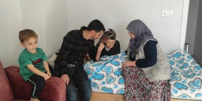 102 yaşındaki Kezik nineye çocukları gözü gibi bakıyor