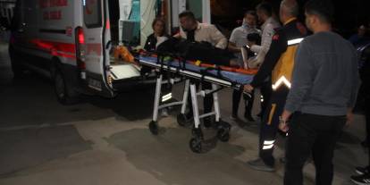 Konya'da yayalara çarpan motosikletli kaçtı!