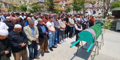 Konya'da yangında ölen çift toprağa verildi