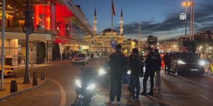 Huzur İstanbul uygulamasında 975 kişi gözaltına alındı