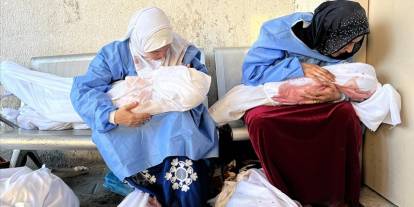 Filistinli kadın doktor, soykırımcı İsrail'in saldırısında 9 çocuğunu kaybetti