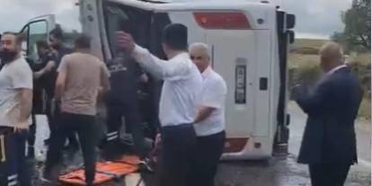 Yozgat'ta otobüs devrildi: 2 ölü, 15 yaralı