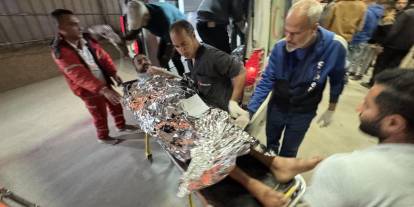 Katil İsrail'in Gazze'ye saldırılarında son 24 saatte 97 kişi hayatını kaybetti