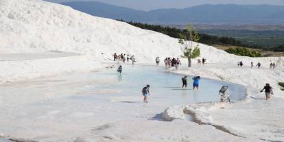 Pamukkale'de bayram tatili hareketliliği yaşanıyor