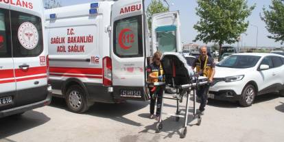 Konya'da otomobilin devrilmesiyle 4 kişi yaralandı