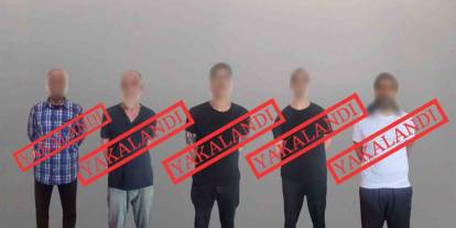 Kırmızı bültenle aranan 5 kişi yakalanarak Türkiye’ye getirildi