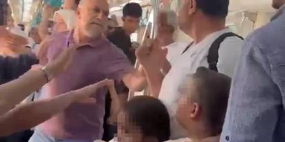 Marmaray'da babayı darbeden şüpheliye 4 yıla kadar hapis istemi