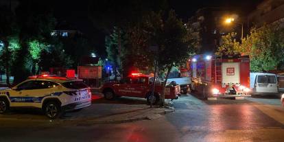 Yangında mahsur kalan kadın demir parmaklıklar kesilerek kurtarıldı