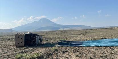 Sıcak hava balonu kazasında pilot hayatını kaybetti, 19 kişi yaralandı