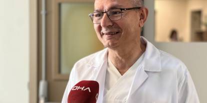Laborant baba, hemşire kızıyla 4 yıldır aynı hastanede çalışıyor