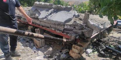 Yemek yerken üstlerine balkon çöktü: 3 ölü, 3’ü ağır 6 yaralı