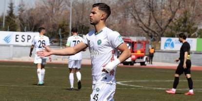 Konyaspor'da ayrılık! Büyük beklentiler olan  genç stoper takımdan ayrıldı