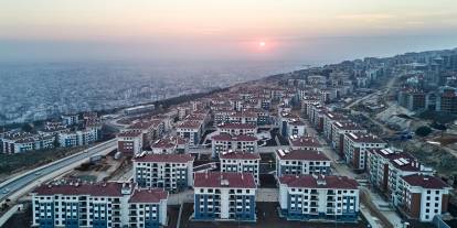 Deprem bölgesinde yıl sonuna kadar 453 bin konut ve iş yeri teslim edilecek