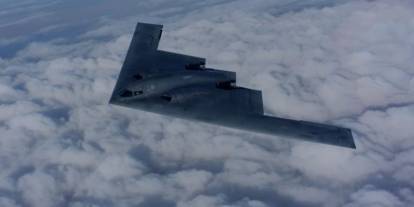 ABD'nin B-2 gizli bombardıman uçakları Guam Adası'na doğru hareket etti