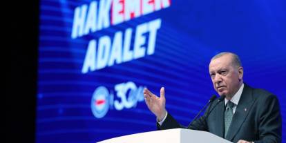 Cumhurbaşkanı Erdoğan: Dağın arkasındaki tehlikeleri görerek hareket ediyoruz