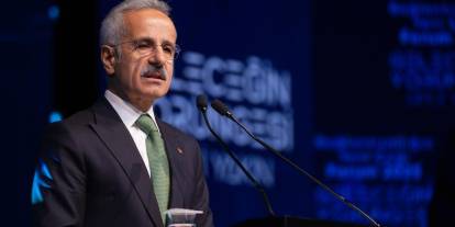 Bakan Yumaklı: Yapay zekayı en üst düzeyde kullanmak için çalışmalarımızı sürdürüyoruz
