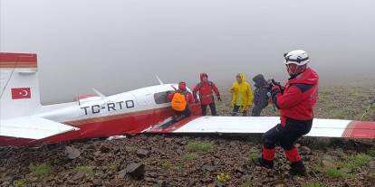 Kaçkar Dağları'nın zirvesinde düşen uçağın pilotu hayatını kaybetti