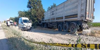 Konya'da yanan TIR'ın şoförü öldü!
