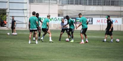 Konyaspor'un kamp kadrosu açıklandı! Uçar'dan 3 isme veto