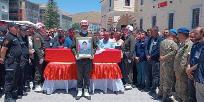 Şehit Celattin Uyanık, Bitlis'te son yolculuğuna uğurlandı