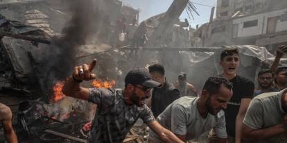Katil İsrail'in Gazze'de yardım bekleyenlere yönelik saldırısında 10 kişi hayatını kaybetti