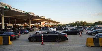 Kapıkule'de sezonun en hareketli günü yaşandı