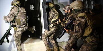 20 ilde FETÖ operasyonu: 33 tutuklama