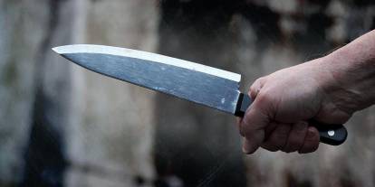 Alman komşusunun bıçaklayarak öldürdüğü Müslüman kadının ırkçılık kurbanı olduğu öne sürüldü