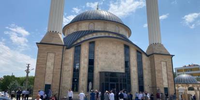 Konya'da yapımı tamamlanan camide ilk Cuma Namazı eda edildi